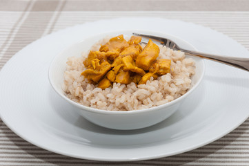 Arroz con pollo al curry