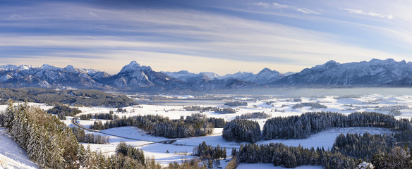 Panorama Landschaft in Bayern im Allgäu bei Füssen