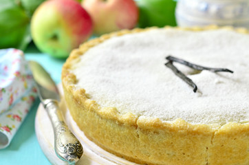 Vanilla apple pie.