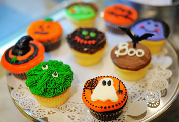 Halloween cupcakes
