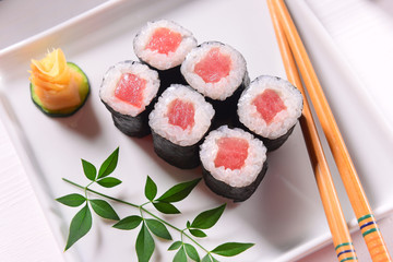Obrazy na Szkle  Sushi z tuńczyka