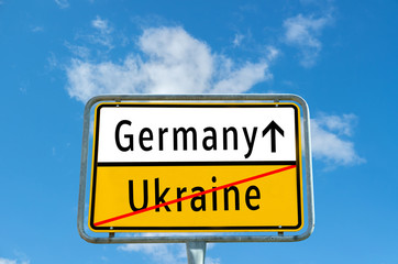 Ortseingangsschild Germany/Ukraine