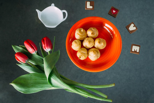 profiteroles with nuga