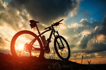 Fototapeta na wymiar Beautiful scene of bike on sunset