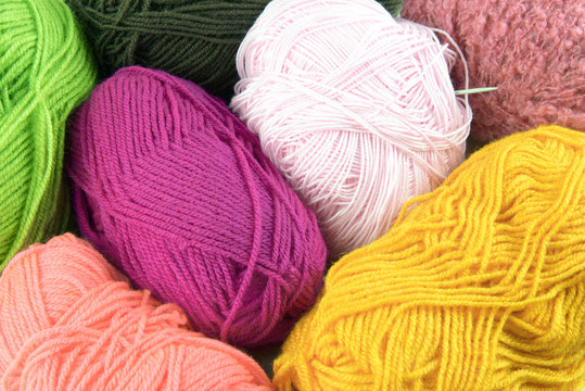Color yarn balls
