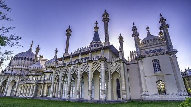 Timelapse view of the Brighton Royal pavillon, built for King George IV in indo-saracenic style