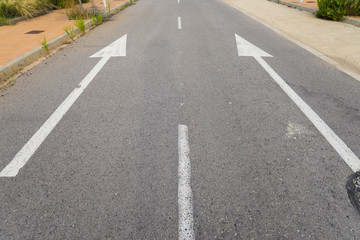 Flechas direccionales.