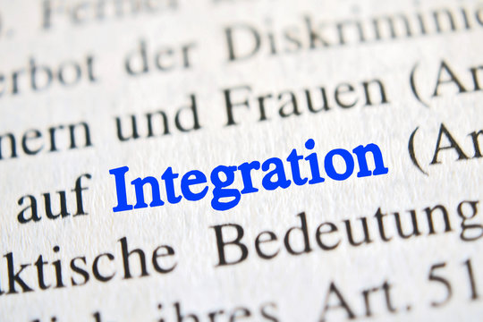 Integration - blaue Buchstaben