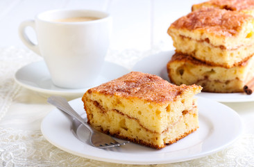 Cinnamon sour cream coffee cake
