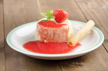strawberry panna cotta with biscuit