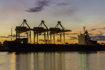Obraz premium shipping port