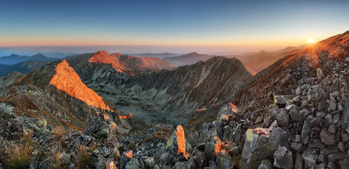 Naklejka premium Autumn montain panorama - West Tatras, Slovakia