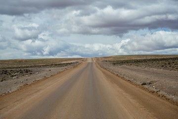 Fototapeta na wymiar road in the middle of the bolivian altiplano