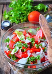 rustic salad of tomatoes, cucumbers, white onion, red pepper, parsley, seasoned oliveovym oil and balsamic vinegar.