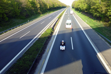 Fototapeta na wymiar Autobahn A 3 bei Höchstadt