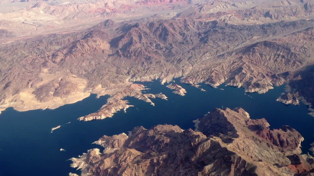 2949 Flying over Lake Mead near Las Vegas, Nevada.	