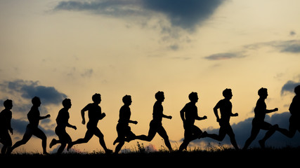 Jogger im Sonnenuntergang