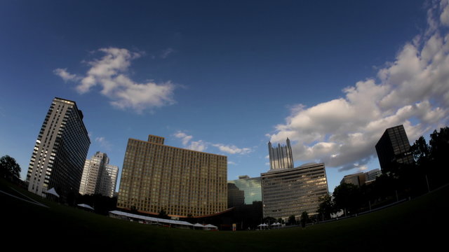 Pittsburgh Skyline Time Lapse in 4K Ultra-HD