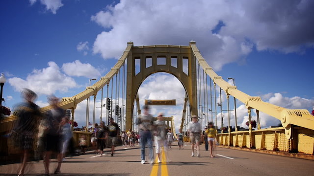Roberto Clemente Bridge Time Lapse