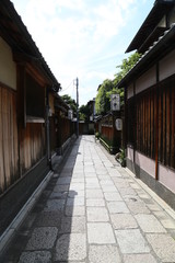 石堀小路