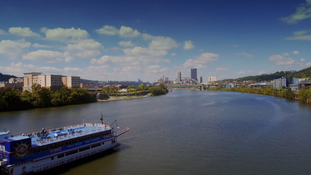 Riverboat in Pittsburgh 3607