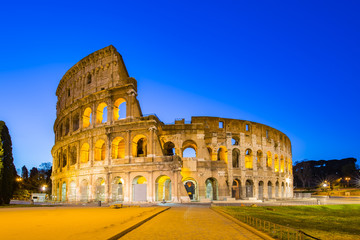 Fototapeta na wymiar The Colosseum at night in Rome, Italy
