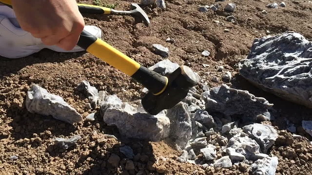 Hitting Rocks 120fps 3719