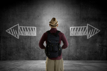 Traveler has to choose between two way