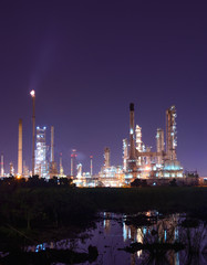 Obraz na płótnie Canvas petrochemical plant