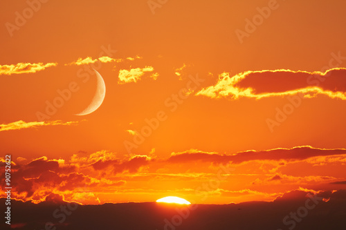 "Sonne und Mond" Stockfotos und lizenzfreie Bilder auf Fotolia.com