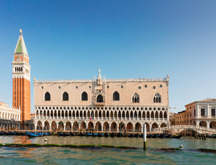 Fototapeta na wymiar Gondolas and Doge palace, Venice, Italy