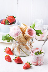 Strawberry ice cream