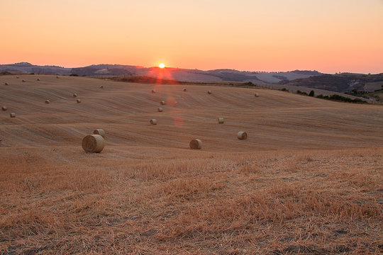 Val d'Orcia, tramonto toscano