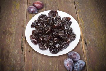 dried plum candied