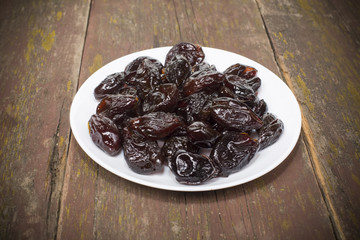 dried plum candied
