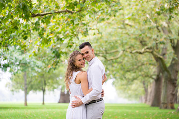 Fototapeta premium A couple walking in the Hyde Park, London