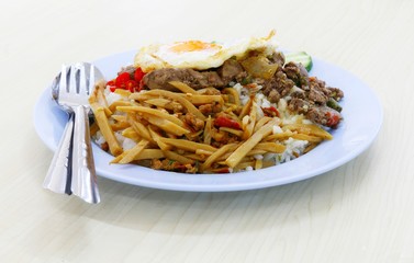 thai food and thai dessert