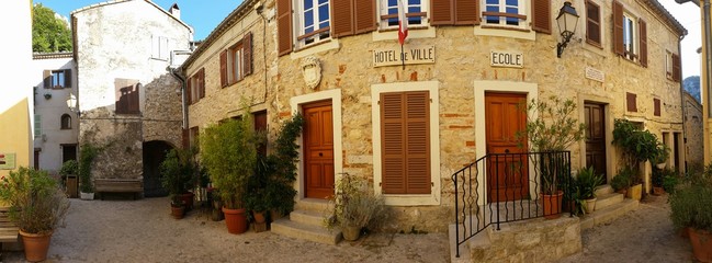 Village de Sainte-Agn&egrave;s
