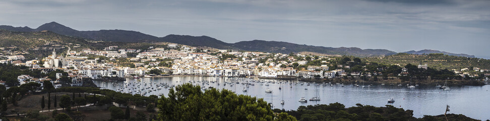 Fototapeta na wymiar Panorama de Cadaqués