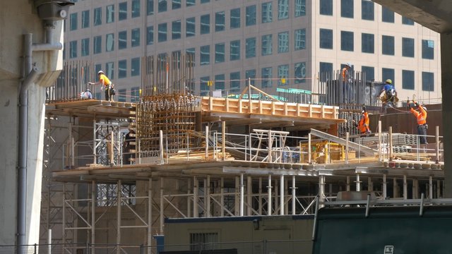 4K Construction Workers in Downtown Toronto Canada