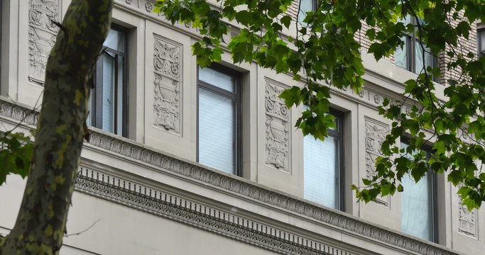 4K Typical New York Office Building Establishing Shot