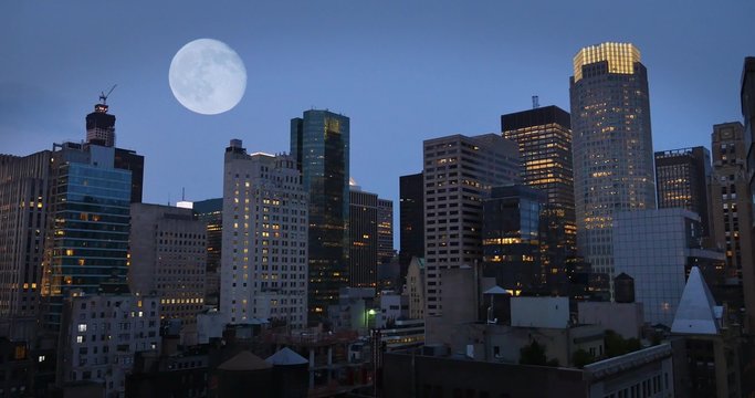 4K Full Moon Over Manhattan Skyline