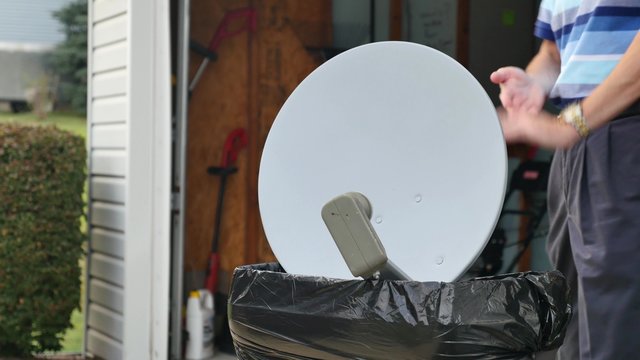 4K Throw Away a Home Satellite Dish