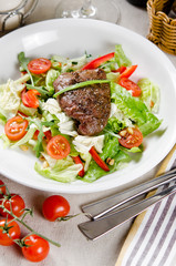 beef grilled with mixed salad of fresh vegetables