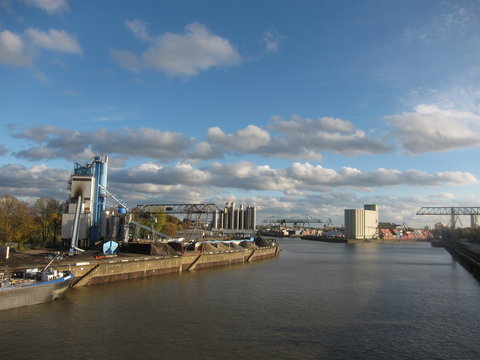 Industriehafen Köln-Niehl