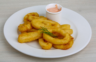 Fried calamari rings
