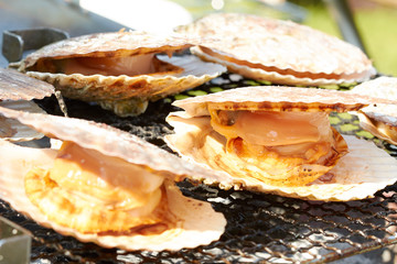 ホタテの網焼き