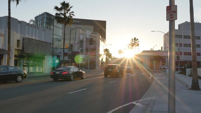 Beverly Hills Establishing Shot at Dusk