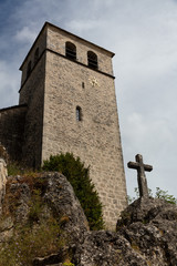 Eglise du village de la Couvertoirade dans l'Aveyron