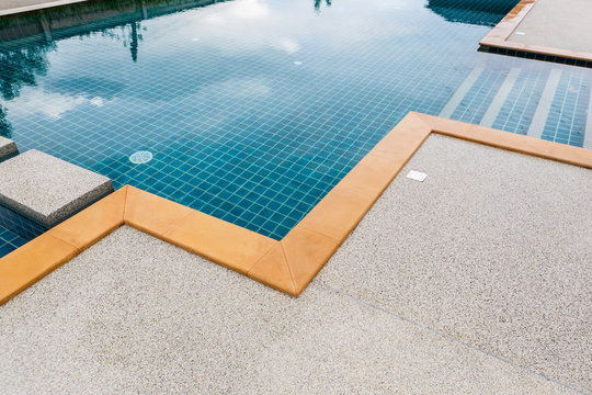 Luxury Swimming pool